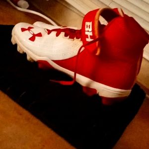 Under armor cleats